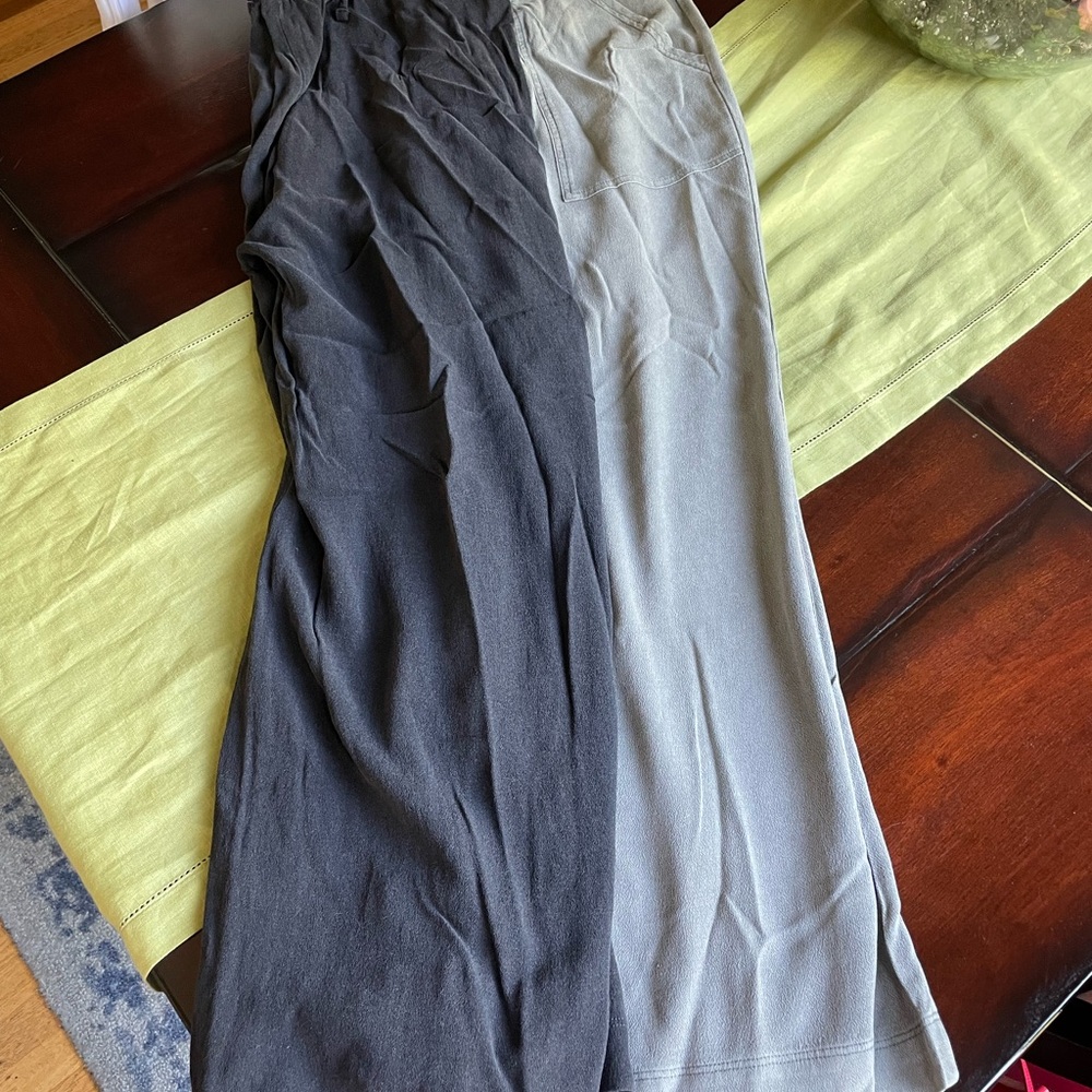 Splendid Set of TWO Gray and Black Textured Pants Size M
